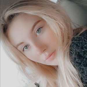 Meet your Posher, Hailey